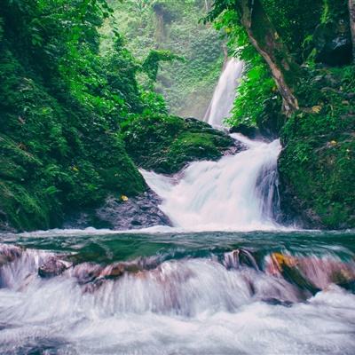 瓦尔哈拉阵线游戏下载